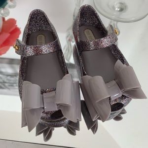 Mini Melissa size 5